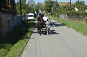 Sprievod kočov - A fogatok felvonulása